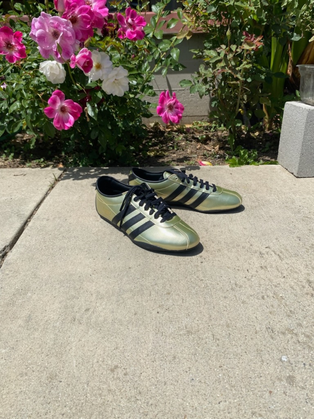 adidas Tokyo W womens Size 9 (Can Do Cheaper On Vinted) - Picture 2 of 6